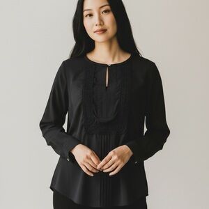 ❤️ Black Rainn Lace Embroidered Black Woven Tunic Top